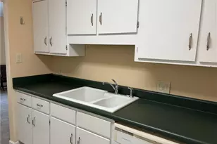 475 NE Mount Vernon Hwy NE, Sandy Springs, GA 30328 - Photo 16