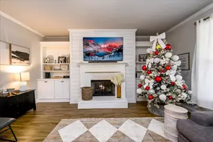 5193 Parkwood Dr, Flowery Branch, GA 30542 - Photo 8