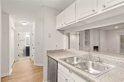 3655 Habersham Road NE #120, Atlanta, GA 30305 - Photo 14