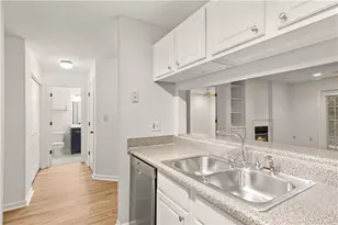 3655 Habersham Rd NE, Atlanta, GA 30305 - Photo 14