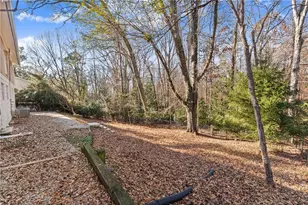 660 Honeysuckle Rd, Gainesville, GA 30501 - Photo 34