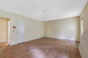 1080 Huntcliff NE, Sandy Springs, GA 30350 - Photo 14