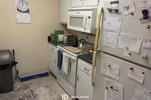 475 Mount Vernon Hwy NE, Sandy Springs, GA 30328 - Photo 4