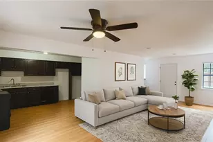 6354 Shannon Pkwy, Union City, GA 30291 - Photo 4