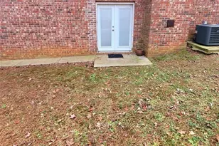 1130 Lee Whatley Dr, Lithonia, GA 30058 - Photo 2