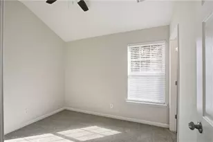 390 Brookview Dr, Riverdale, GA 30274 - Photo 14