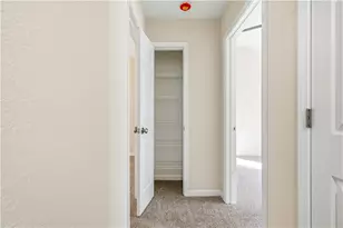 390 Brookview Dr, Riverdale, GA 30274 - Photo 12