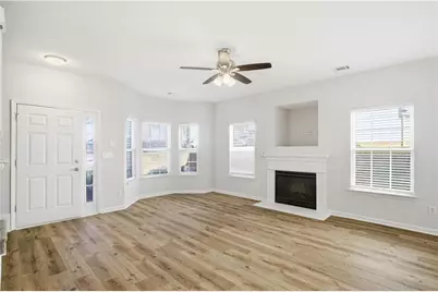 390 Brookview Drive, Riverdale, GA 30274 - Photo 4