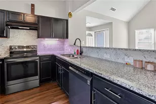 218 Arlington Ct, Newnan, GA 30263 - Photo 8