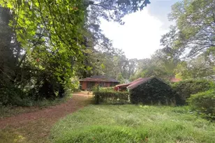 1855 Bayberry Dr SW, Atlanta, GA 30311 - Photo 2