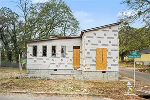 460 Andrew J Hairston PL NW, Atlanta, GA 30318 - Photo 4