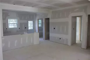 2258 Fernwood Dr, Atlanta, GA 30344 - Photo 6