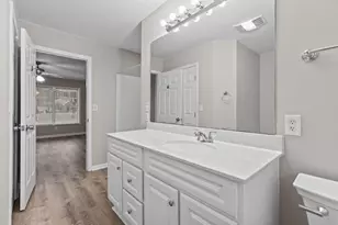 631 Saddlewood Dr, Lawrenceville, GA 30043 - Photo 24