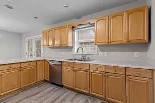 631 Saddlewood Dr, Lawrenceville, GA 30043 - Photo 16