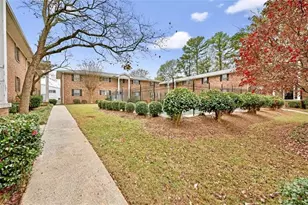 315 Hilderbrand Dr, Sandy Springs, GA 30328 - Photo 2