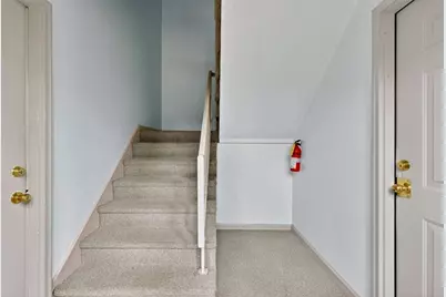 315 Hilderbrand Drive #B4, Sandy Springs, GA 30328 - Photo 4