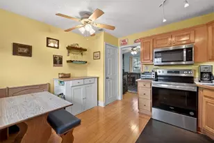 315 Hilderbrand Dr, Sandy Springs, GA 30328 - Photo 10