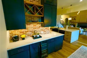 192 Upshaw Dr, Alpharetta, GA 30009 - Photo 2