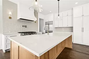 102 King St, Roswell, GA 30075 - Photo 14