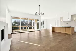 102 King St, Roswell, GA 30075 - Photo 8