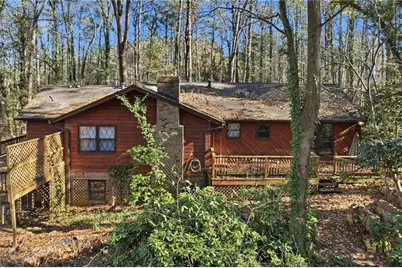 1091 Cole Drive SW, Lilburn, GA 30047 - Photo 4