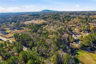 1091 Cole Dr SW, Lilburn, GA 30047 - Photo 30