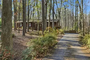 1091 Cole Dr SW, Lilburn, GA 30047 - Photo 2