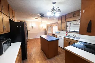 209 Pinewood Ln, Stockbridge, GA 30281 - Photo 10