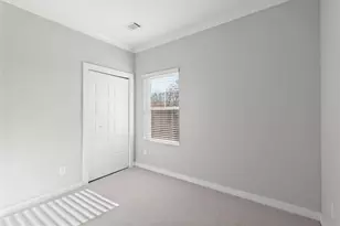 2017 Ocean Dr, Atlanta, GA 30318 - Photo 22