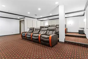 1735 Peachtree Street NE, Atlanta, GA 30309 - Photo 32