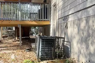 1015 Martha Dr, Forest Park, GA 30297 - Photo 6