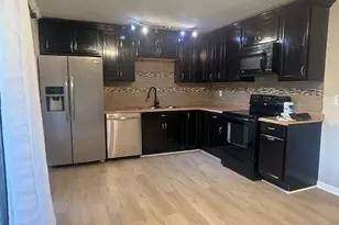 1015 Martha Dr, Forest Park, GA 30297 - Photo 12