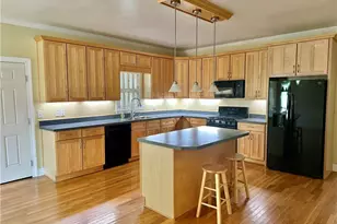 1594 Hardin Ave, Atlanta, GA 30337 - Photo 6