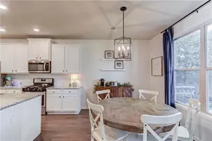 956 Brighton Park Cir, Hoschton, GA 30548 - Photo 20