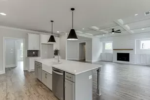 1070 Riverhill Dr, Bishop, GA 30621 - Photo 14