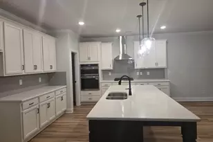 3245 Lions Ruby Ln, Atlanta, GA 30349 - Photo 16