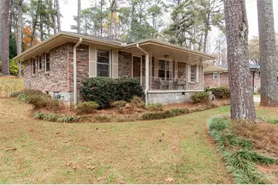 4424 Locksley Road, Tucker, GA 30084 - Photo 4