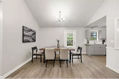 9573 Briar Creek Court, Jonesboro, GA 30238 - Photo 6