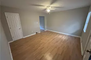 625 Simmons St, Gainesville, GA 30501 - Photo 2