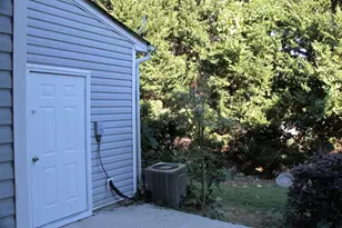 962 Tree Creek Blvd, Lawrenceville, GA 30043 - Photo 14