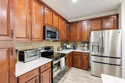 1561 Trailview Way NE, Atlanta, GA 30329 - Photo 10