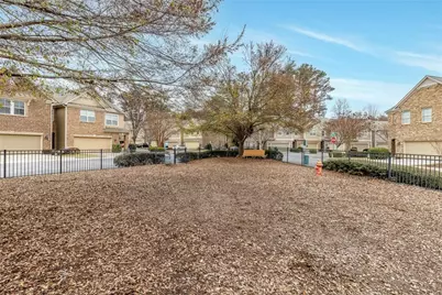 1561 Trailview Way NE, Atlanta, GA 30329 - Photo 34