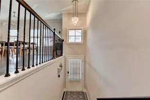 373 Via Secco Ln, Suwanee, GA 30024 - Photo 8