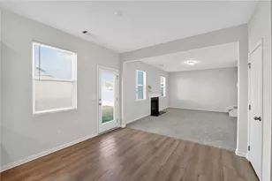 233 Bloomfield Cir, Canton, GA 30114 - Photo 6