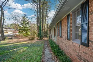 1316 White Oak St SE, Conyers, GA 30013 - Photo 6