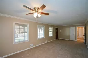 1316 White Oak St SE, Conyers, GA 30013 - Photo 10
