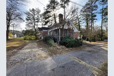 2169 Delowe Drive, Atlanta, GA 30344 - Photo 48