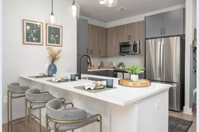 1400 Laurel Crossing Parkway #1105, Buford, GA 30519 - Photo 2