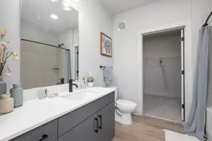 1400 Laurel Crossing Pkwy, Buford, GA 30519 - Photo 10