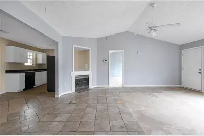 1050 Longview Trail, Griffin, GA 30223 - Photo 4